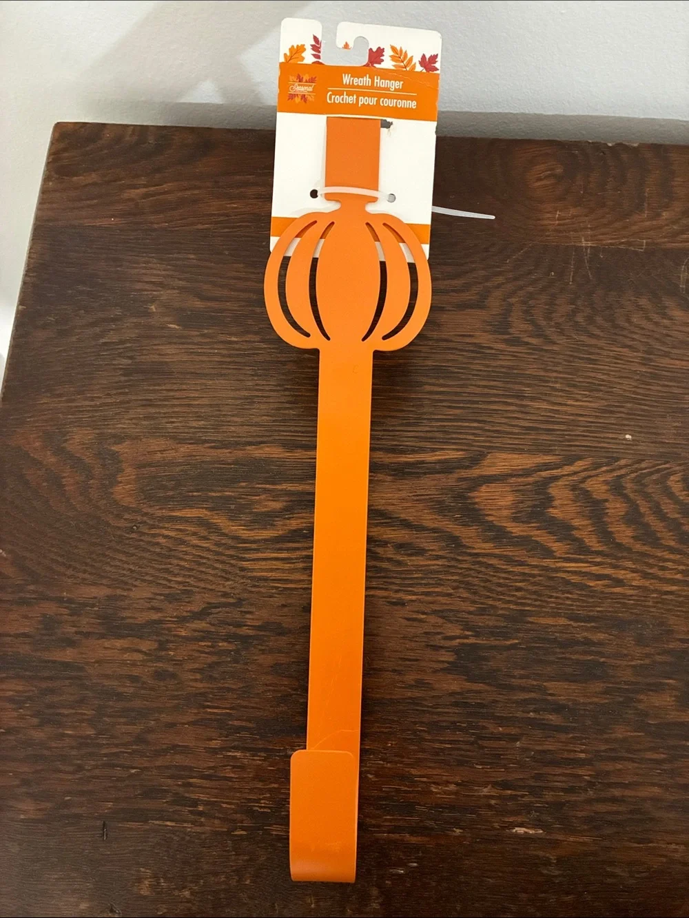 NWT- Orange Metal Pumpkin Wreath Hanger